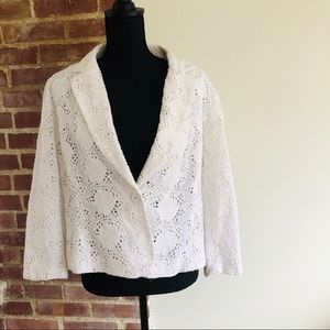 Light Petite White Eyelet Lace Jacket Sz PXL EUC